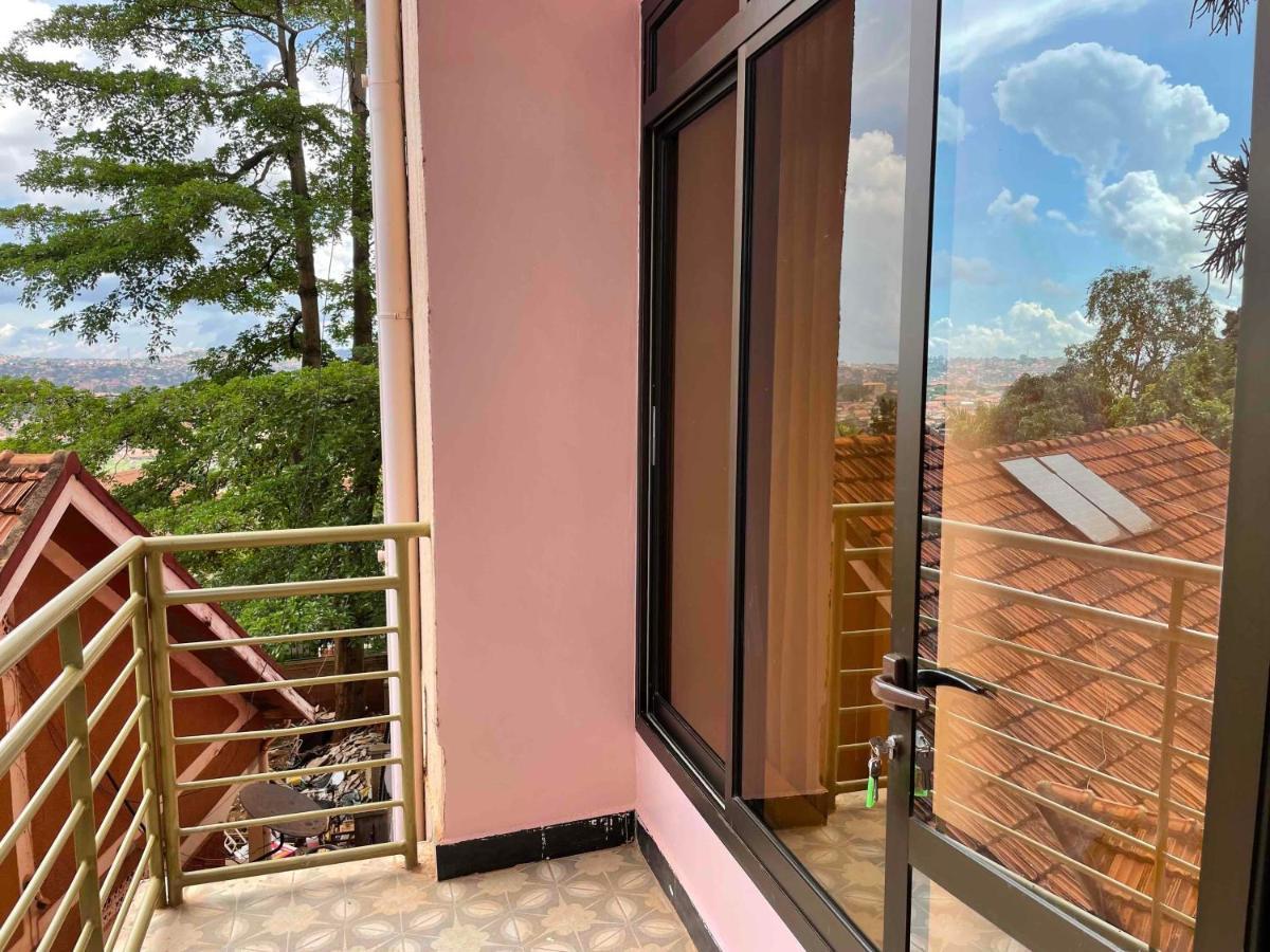 Jaffa Suites Kampala Exterior photo